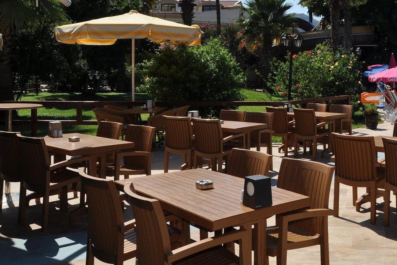 Hibiscus Garden Apart Armutalan Hotel